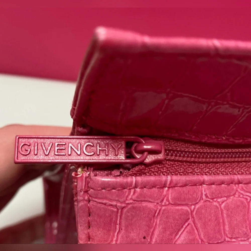 Givenchy Pink Croc-Embossed Bag - Picture 5 of 10